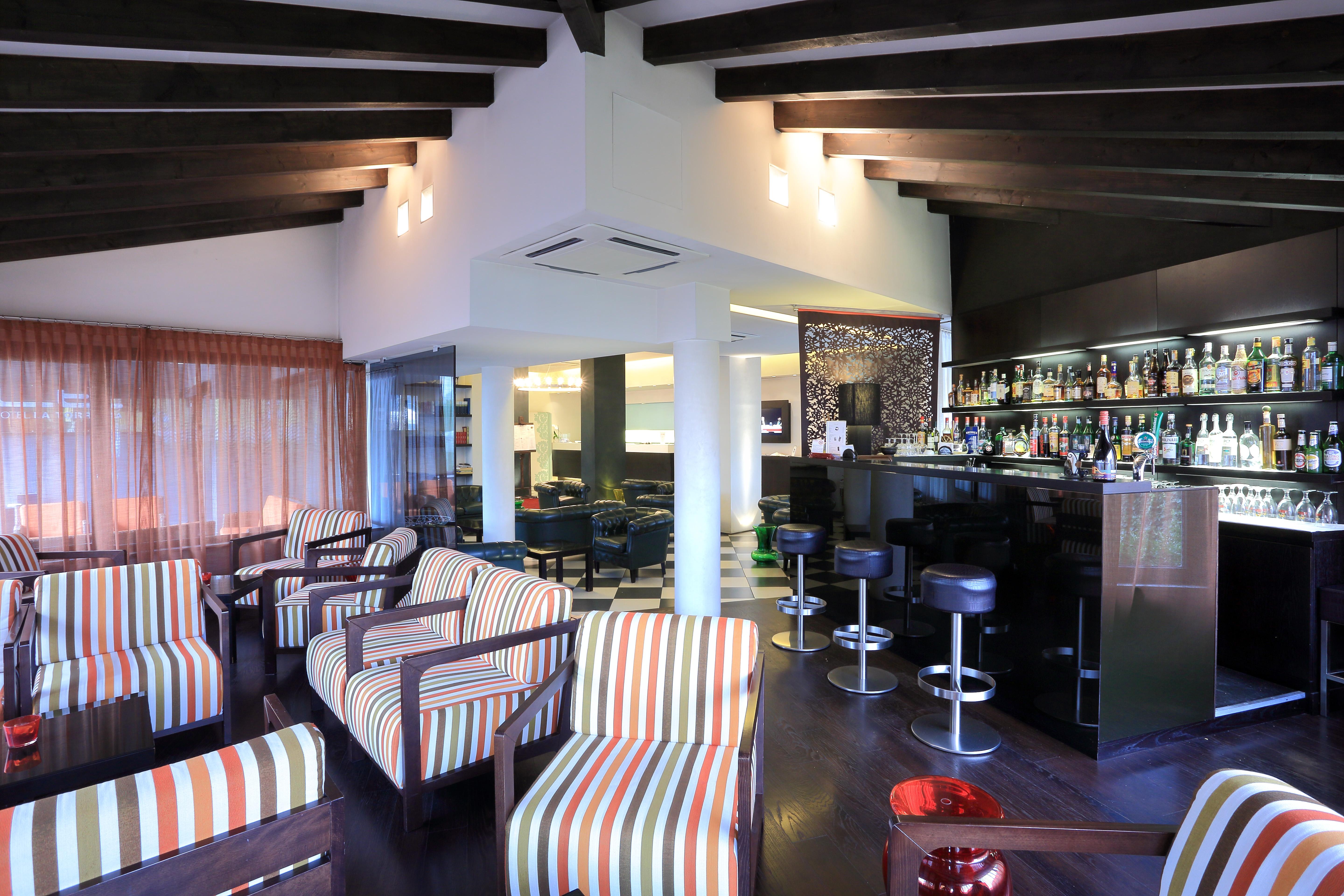 Hotel La Torretta Bollate Bagian luar foto