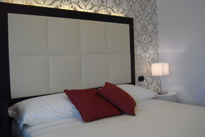 Hotel La Torretta Bollate Bagian luar foto